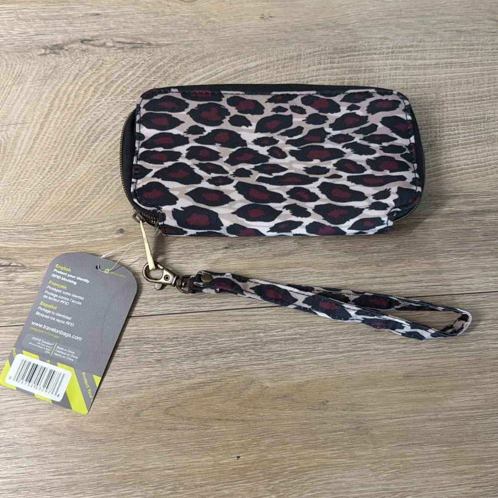 Travelon safe id